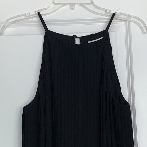 C Est 1946 Secrets Escape Ideal Black Sleeveless Romper Jumpsuit Sz L NWT - Picture 2 of 8